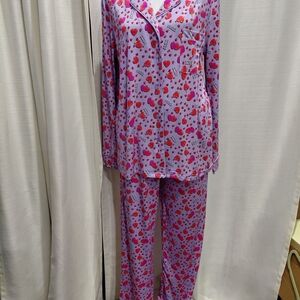 NWT Crinkle Daisy Purple Pajama Set With A  Pink Heart Print